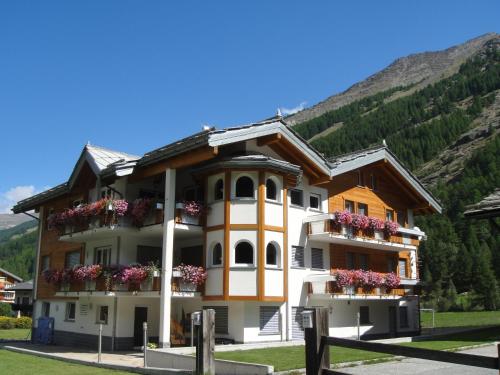 Haus Alpenstern - Apartment - Saas-Grund