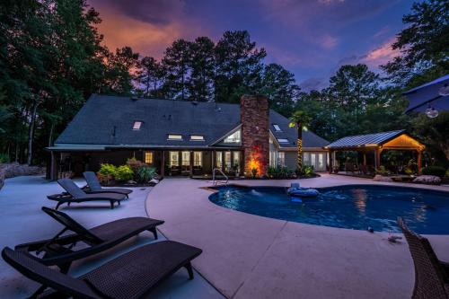 Poolside Farm Serenity Group Perfect Cozy Gazebo - image 14