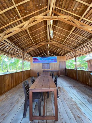 Ресторант, Irene Homestay Raja Ampat in Pulau Pambemuk