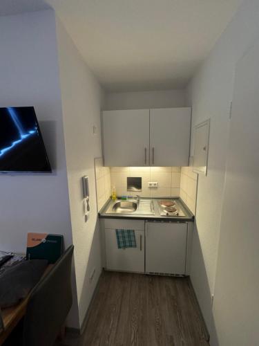 Mikroapartment mit Küchenzeile und Bad (Mikroapartment mit Kuchenzeile und Bad) in Kirchheim unter Teck