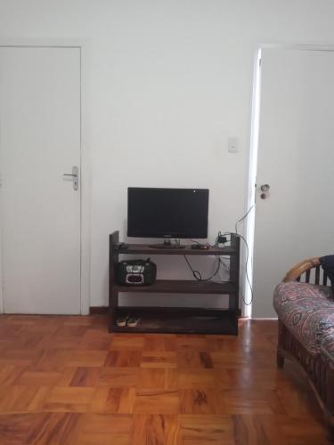 Suíte 15 M2 e Lavanderia integrada (Suite 15 M2 e Lavanderia integrada) in シダーデ アデマル