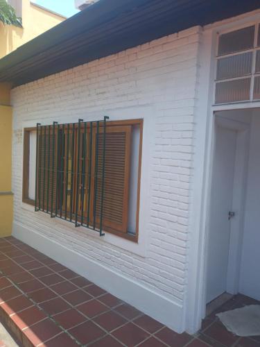 Suíte 15 M2 e Lavanderia integrada (Suite 15 M2 e Lavanderia integrada) in シダーデ アデマル