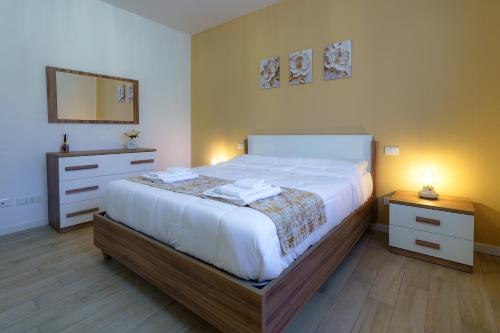 Casa Benedetta Charme Apartment Cremona Centro in เครโมน่า