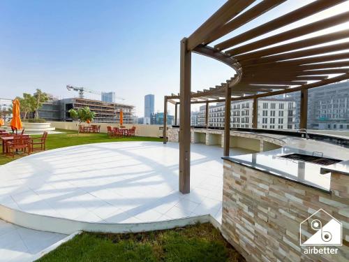 Jewelz Luxury 2BR l Balcony, Pool & Garden Views, Dubai (photo 4)