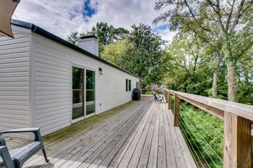1 Mi to Dtwn Loudon Spacious River-View Home in Loudon (TN)
