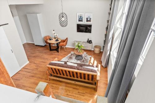 Gardens Loft Studio - image 3