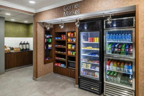 Fairfield Inn & Suites Butler - image 6