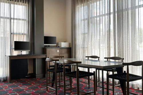Fairfield Inn & Suites by Marriott Chattanooga East - image 11
