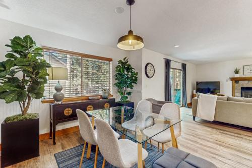 Snowline Sanctuary in Lake Valley