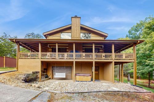 Mountain Grace Lake Retreat