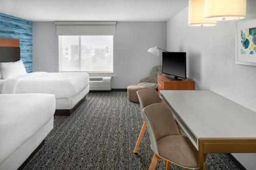1 queen bed
