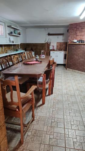 Vila Dona in Almasu Mare