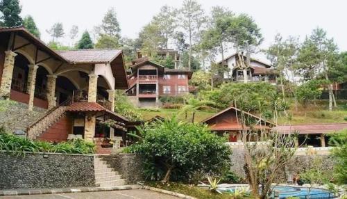 Exterior view, Talita Mountain Resort near Cipanas Factory Outlet