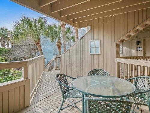 Hibiscus H204 in Butler Beach