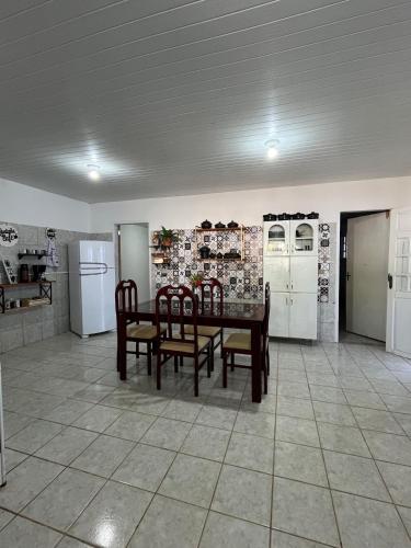 Konyha, beachouse Barra Sirinhaém (beachouse Barra Sirinhaem) in Barra do Sirinhaém