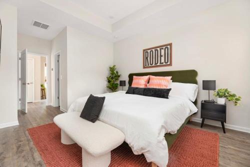 Charming 3BR Belmont Bungalow in Mount Holly