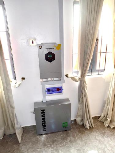 Luxury 1BR apartment with free wifi in Somolu