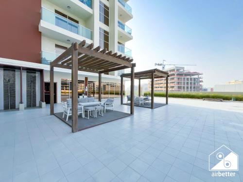 Family-Friendly 2BR l Pool, Garden & Parking, Dubaj (zdjęcie 5)