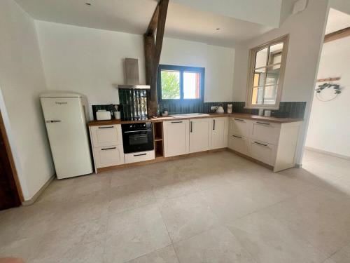 Kitchen, Vignes du Roc in Villereal