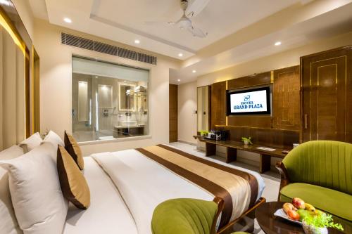 room detail thumbnail 0