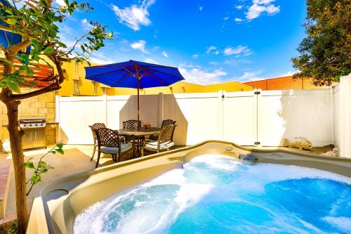 Perfect Newport Beach Location With Spa I & II in Newport Beach, USA