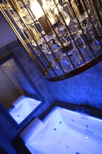 Bañera de hidromasaje, Palazzo Murat B&B in Monopoli City Centre