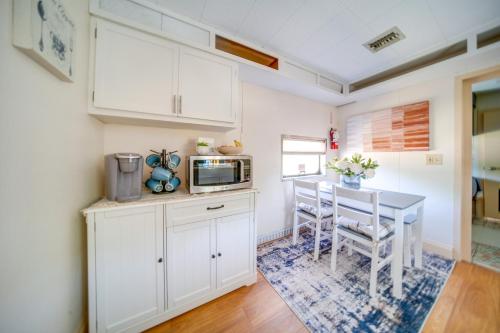 The Artiste, Converted Railcar in DuBois! in دوبويز