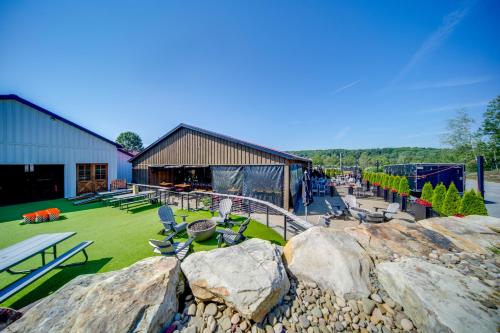 The Artiste, Converted Railcar in DuBois! in دوبويز