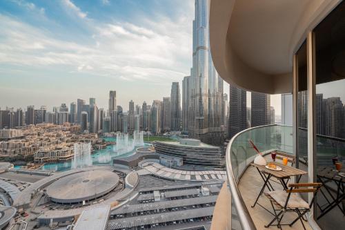 Fashion Avenue Dubai mall- by Suitestay Holiday Homes in Dubái