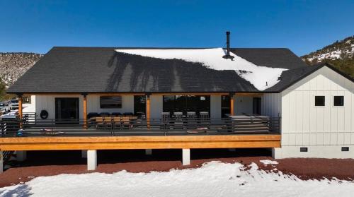 Tangerine Sky Ranch Cabin in Williams Külváros