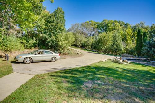 Waterfront Fond du Lac Home on DeNeveu Lake! - image 10