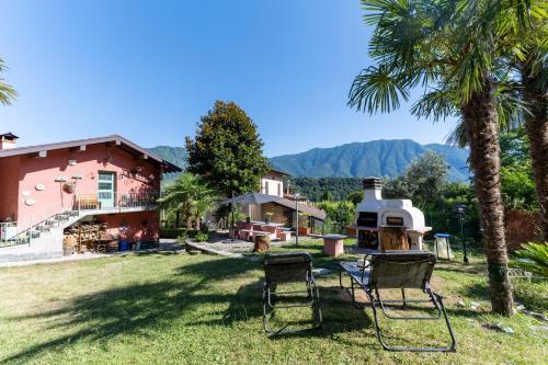 Ina's Lake Garden in เลนโน