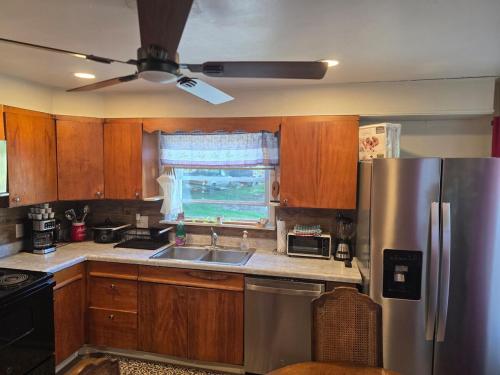 Hidden and comfortable home away from home in Manchester (CT)