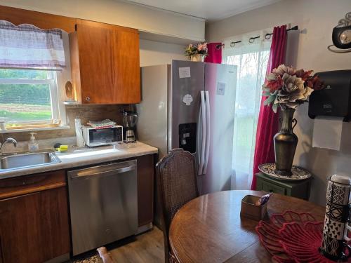 Hidden and comfortable home away from home in Manchester (CT)