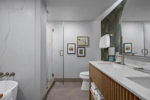 The Grove Hotel - image 13