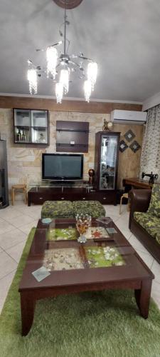 Comfortable and Elegant apartment FoFi – khách sạn tại Menemeni