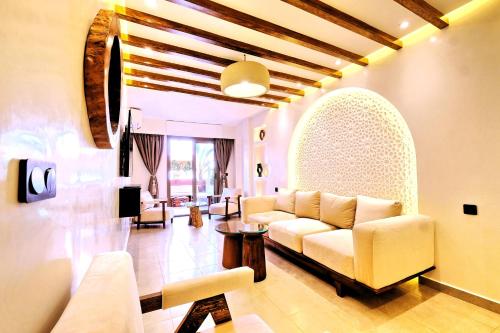 Chic & Comfort, Experience Marrakech differently, Marrakesz