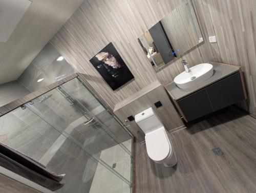 ICHA Apartments - image 4