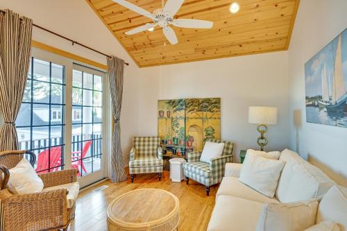 Walk to Dtwn Syracuse: Private Lake-View Home in Syracuse (IN)