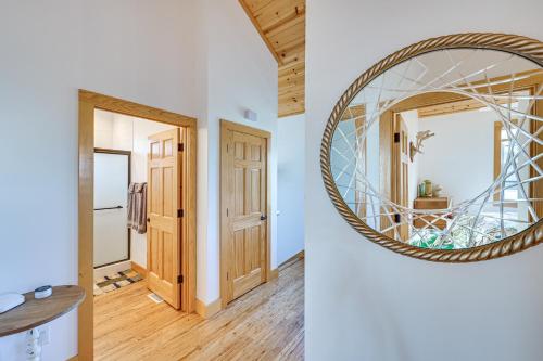 Walk to Dtwn Syracuse: Private Lake-View Home in Syracuse (IN)