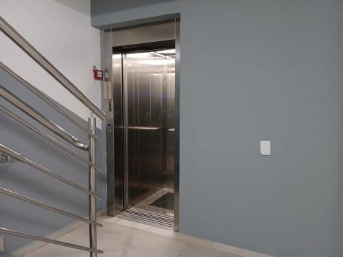 Ótima Localização, com suíte, Garagem coberta (Otima Localizacao, com suite, Garagem coberta) in เฟลยา