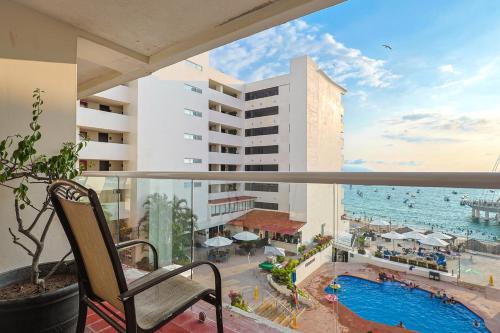 Uitzicht, Delfin Beachfront Resort - Downtown Puerto Vallarta Optional All-Inclusive in Puerto Vallarta