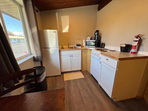 The Pioneer Motel - Accommodation - Palmer