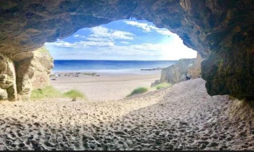 Spacious Modern Seaside Caravan in Lossiemouth