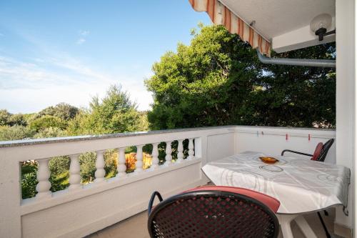 Balcony/terrace, Apartments with parking space Kampor, Rab - 5014 in Rab