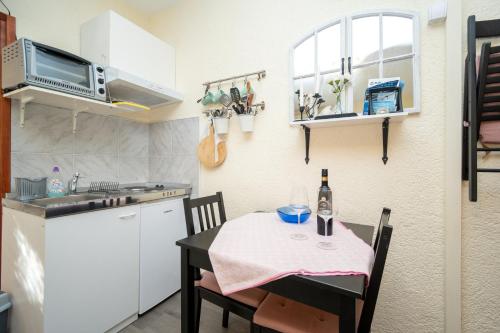 Kitchen, Apartments with parking space Kampor, Rab - 5014 in Rab