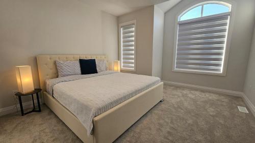 Luxury Home in Woodstock Modern & Spacious in Woodstock (ON)