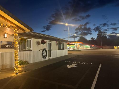 The Pioneer Motel in Palmer (AK)