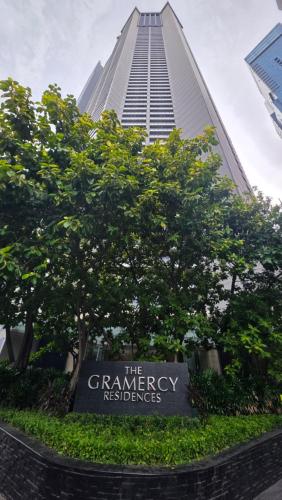 Relaxing Luxury Stay in Makati, Manila