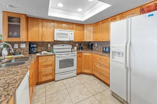 104 Las Brisas Condo - image 6